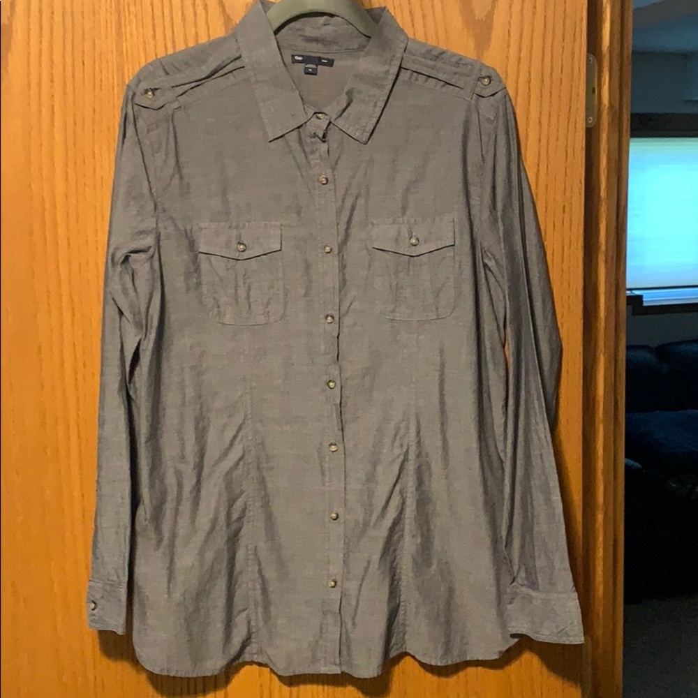 Button down long sleeve shirt